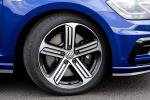 Volkswagen Golf R Estate 2017 года (UK)
